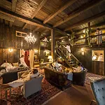 Boutique Im Ehem Weingut, Sauna, Hofgarten, Goldenes Fass Apartment *