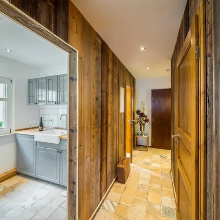 Boutique Im Ehem Weingut, Sauna, Hofgarten, Goldenes Fass Lejlighed