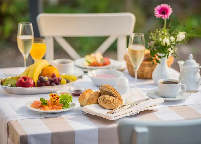 Appartement Boutique Im Ehem Weingut, Sauna, Hofgarten, Goldenes Fass *