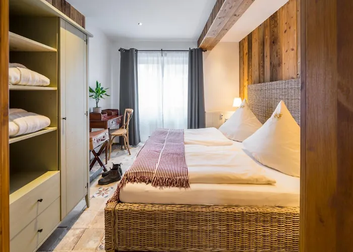 Boutique Im Ehem Weingut, Sauna, Hofgarten, Goldenes Fass Appartement Meissen